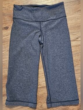 Lululemon Reversible Cropped  Leggings